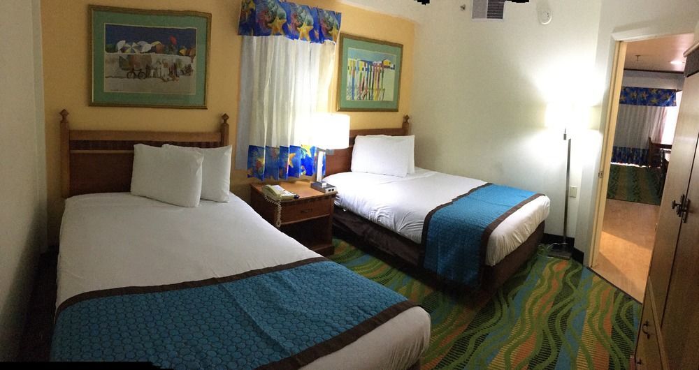 Sun & Sand Resort Oceanfront Suites Virginia Beach Exterior photo