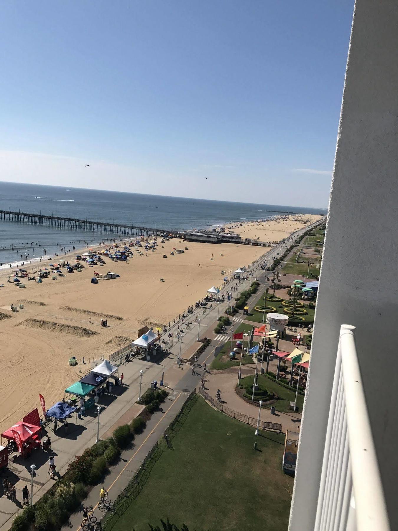 Sun & Sand Resort Oceanfront Suites Virginia Beach Exterior photo